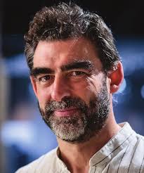 On the Origin of Life Theodore Pierson Named New VRC Scientific Director