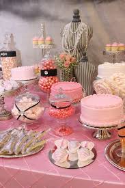 Given the time of year, cathy settled on an april in paris theme and each of the tables was dressed in a different concept, all relating to the selected theme and all put together by our little diy team. French Parisian Birthday Party Ideas Photo 9 Of 30 French Themed Birthday Party Parisian Birthday Party French Themed Birthday