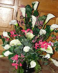 A lengthy spray of wedding flowers for church altars made with large blooms will dress up the actual altar. Events Silk Pew Flower Arrangement Church Altar Wedding Vases Receptions Banquet Ebay