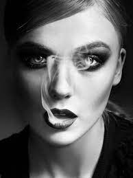 Check spelling or type a new query. This Is A Good Example Of A Front Light Photography The Light Is Shining Directly Onto The Subject S Schwarz Weiss Schwarz Weiss Bilder Schwarzweiss Fotografie