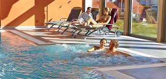 Michels Wohlfuhlhotel Schwimmbad In 2020 Wellnessurlaub Schwimmbader Ausflug