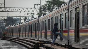 Halo pencaker sumedang, update lowongan kerja terbaru ini datang dari wom finance yang berlokasi di jalan prabu gajah agung atau lebih dikenal jalan bepas / barak bagi masyarakat sana. Bsi Salurkan Pembiayaan Sindikasi Rp 693 M Untuk Rel Kereta Makassar Parepare Bisnis Tempo Co