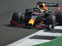 Verstappen released from hospital after silverstone crash crash blame shared by hamilton and verstappen, wolff says hamilton will message verstappen but feels he has nothing to apologize for. Formel 1 Verstappen Beendet In Silverstone Die Mercedes Serie Vettel Meckert Mit Der Box Web De