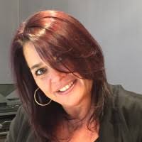 40+ perfiles de «Angelopoulos»