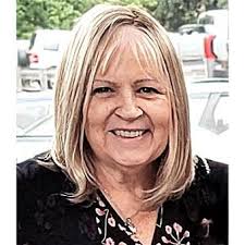 Carol Eichner's Instagram, Twitter & Facebook