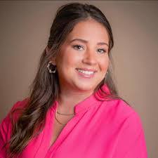 Emily Meche's Instagram, Twitter & Facebook