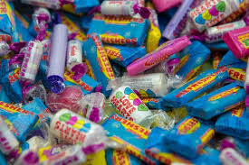 Perhaps it was the unique r. Candy Trivia 65 Tasty Questions To Test Your Sweet Toothed Friends