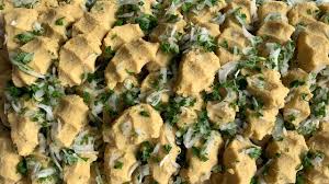 Allez à la rencontre de la cuisine arménienne à travers notre vitrine passionnée qui vous propose un a cheval entre la tradition et les influences contemporaines, la gastronomie arménienne est à. Keuftes Armeniens De Lentilles Corail Youtube