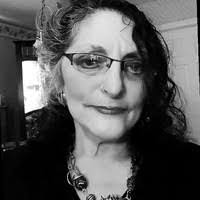 Diane Komenko's Instagram, Twitter & Facebook