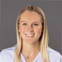 100+ perfiles de «Plummer»