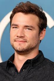 Ty [You] (2018): Obsazení, herci, tvůrci a postavy