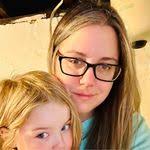 Melissa Vandervort's Instagram, Twitter & Facebook