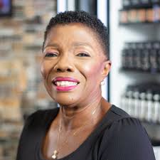 It was recently our pleasure to give this 🎀courageous beauty a makeover.  🥰Stay tuned for our upcoming video where she shares her breast cancer  survival story with us!❤ Products used: 🫶Lips- Intense