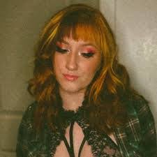 Alissa Mckee's Instagram, Twitter & Facebook