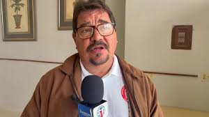 Alcalde Mario Camarillo Felícita al equipo que obtuvo el primer lugar a  nivel regional. Morelos, Coahuila.- El alcalde Mario Alberto Camarillo  Zertuche y la presidenta honoraria del DIF Morelos, Virginia Gabriela  Zertuche