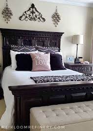 Luxury Master Bedroom Decor Black Dark Furniture White Bedding On Black Bed Bedroom Decor Dark Black Bedroom Furniture Decor Master Bedrooms Decor