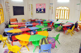Interior Amusing Interior Design School For Kids Class With Colorful Carpet And Wall Decora Interior Design School Interior Design Classes Kindergarten Design