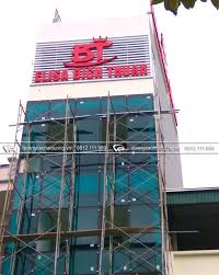 Thanh lam sở hữu một giọng nữ trung đầy nội lực, kỹ thuật thanh nhạc tốt, với đa dạng trong phong cách âm nhạc. Lam Biá»ƒn Thanh Lam Ton Táº¡i Háº£i DÆ°Æ¡ng Lh 0812 111 989