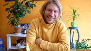 3:44 128 кбит/с 2.8 мб. Ivan Dorn Voshitil Fanatov Novym Originalnym Klipom