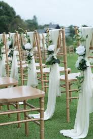 40 Hochzeits Stuhldeko Ideen Fur Das Brautpaar Und Die Trauung Stuhl Dekoration Hochzeit Hochzeit Stuhle Trauung