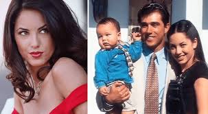 Hace unos días, sergio mayer mori dio la cara y reveló que tal y como publicó una revista de circulación nacional sí se convertirá en padre junto a su ex novia natalia subtil. Barbara Mori La Oscura Razon Por La Que Rubi Se Caso Con Su Esposo