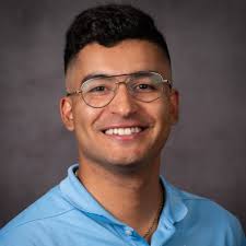 Blue is more my color anyways. I'm happy to be joining EōS Fitness as the  Social Media & Community Marketing Coordinator.