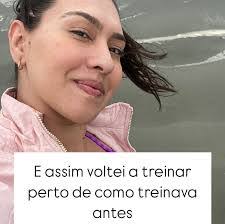 Silvana Almeida's Instagram, Twitter & Facebook