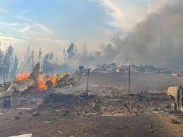 Monte lake residents are free to go home as wildfire crews have managed to contain the nearby martin mountain fire. Cyuwy75ase 0 M