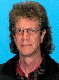 Andrew Eales's Instagram, Twitter & Facebook