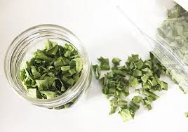 Feb 25, 2020 · snip off what you need, cutting the leaves all the way to the ground; How To Harvest And Preserve Green Onions Off Grid World