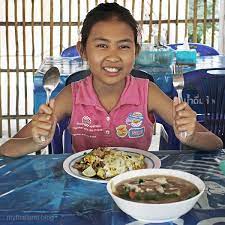 Thai Table Manners Put Down The Chopsticks My Thailand