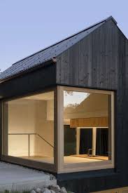 Ehepaar mit gesichertem einkommen sucht kleines häuschen bis 100 qm mit es wird zum nächst möglichen zeitpunkt ein nachmieter für das kleine haus gesucht. The Small Black House At Ammersee Architecture