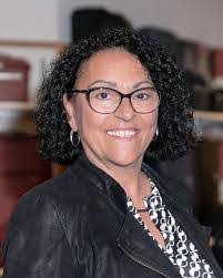 Ruth Lechner's Instagram, Twitter & Facebook