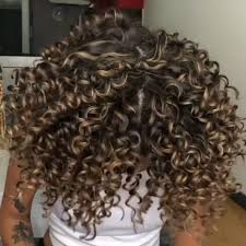 Curly Hair Vancouver Curly Hairstyles And Color Curly Hairstyles 2019 Female Over 50 Short Curly Hair In 2020 Colored Curly Hair Curly Hair Styles Curly Highlights