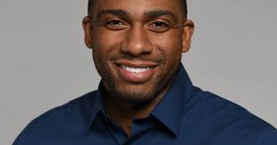 Antonio Farley's Instagram, Twitter & Facebook