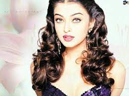 Amazing Makeup And Hair On A Young Aishwarya Rai Beauty Hollywood Hair Beauty Girl