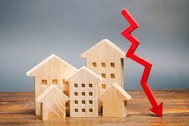 Multiple reasons could contribute to a housing market crash in canada during 2021. How Likely Is A Canadian Real Estate Crash In 2021