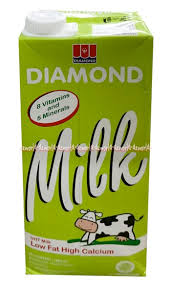 Susu ini memiliki kandungan rendah lemak dan menjadi sumber serat dan vitamin b1, b2, b3, dan b6 yang penting untuk memberikan energi pada tubuh. Jual Diamond Milk Susu Uht Low Pat High Calcium Susu Rendah Lemak 1000ml Di Lapak Dzworld Bukalapak