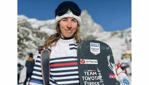 Chloe a 3 postes sur son profil. Snowboard Chloe Trespeuch Tout Schuss Jusqu A Pekin