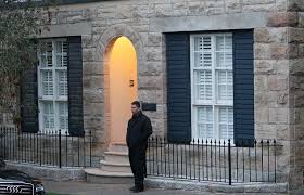 Maybe you would like to learn more about one of these? Nicole Kidman Joined By Keith Urban To Discuss Father Anthony S Funeral With Minister Daily Mail Online