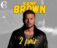 It's a Happy Friday in the sunshine and we have #newmusic from @kanebrown  who releases “2 Pair” which has a perfect sound for the summer. On the  track, Brown shares “'2 Pair'