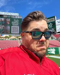 Faith Padgett's Instagram, Twitter & Facebook