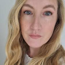 Sherri Pollard's Instagram, Twitter & Facebook