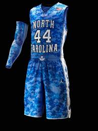 Trikot wurde 1 mal gewaschen aber nicht getragen daher keine neuware. Jordan Brand Digital Camouflage Uniform For University Of North Carolina Basketball Carrier Classic Freshness Mag
