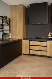 Holz Und Schwarz Kuchentrends Kuche Schwarz Kuche