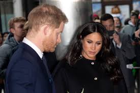 Die trauerfeier prinz philips wird nun auch das erste wiedersehen der beiden brüder harry und william seit dem brisanten interview von harry und seiner frau sein. Prinz Harry Nach Philips Tod Kehrt Er Nach England Zuruck Ohne Meghan Gala De