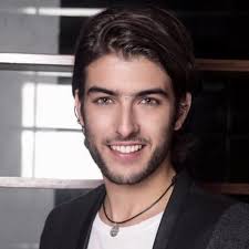 Watch El Dragón: Return of a Warrior