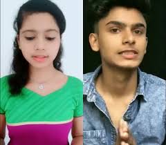 പാതിരയോ🥰🥰ma fav song #duet with @hashibbava #tiktokindia #tiktok  #fyp#foryoupage#foryou #foryourpage#slowmo#trending  #trend#love#funny#comedy #tik