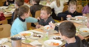 Avoir une bonne literie, c'est bien. La Restauration Scolaire A Bethune Ville De Bethune