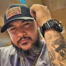 Andy Haack's Instagram, Twitter & Facebook